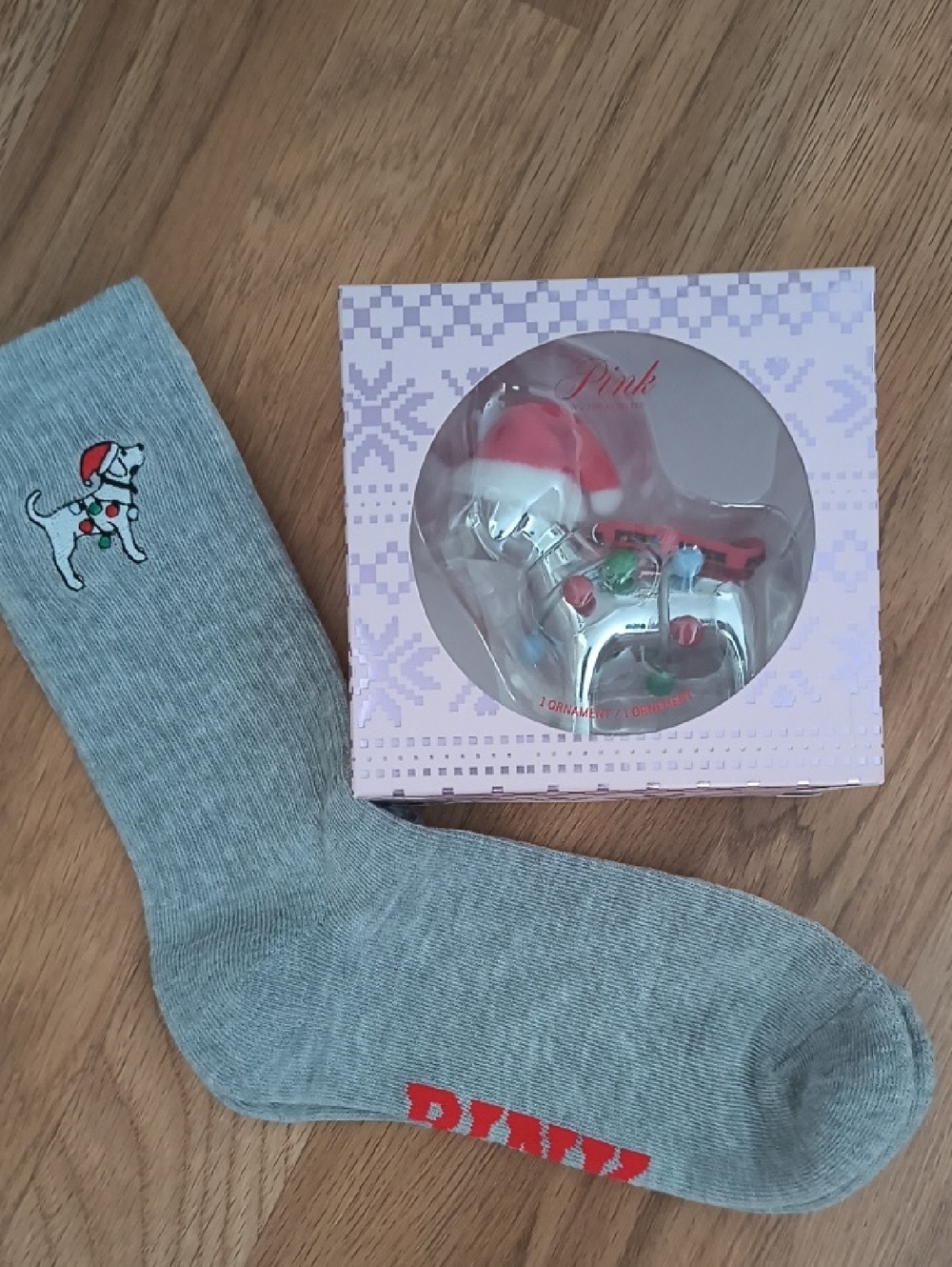 PINK Victoria's Secret Gray Crew Sock with Festive Dog Accent and Red Logo